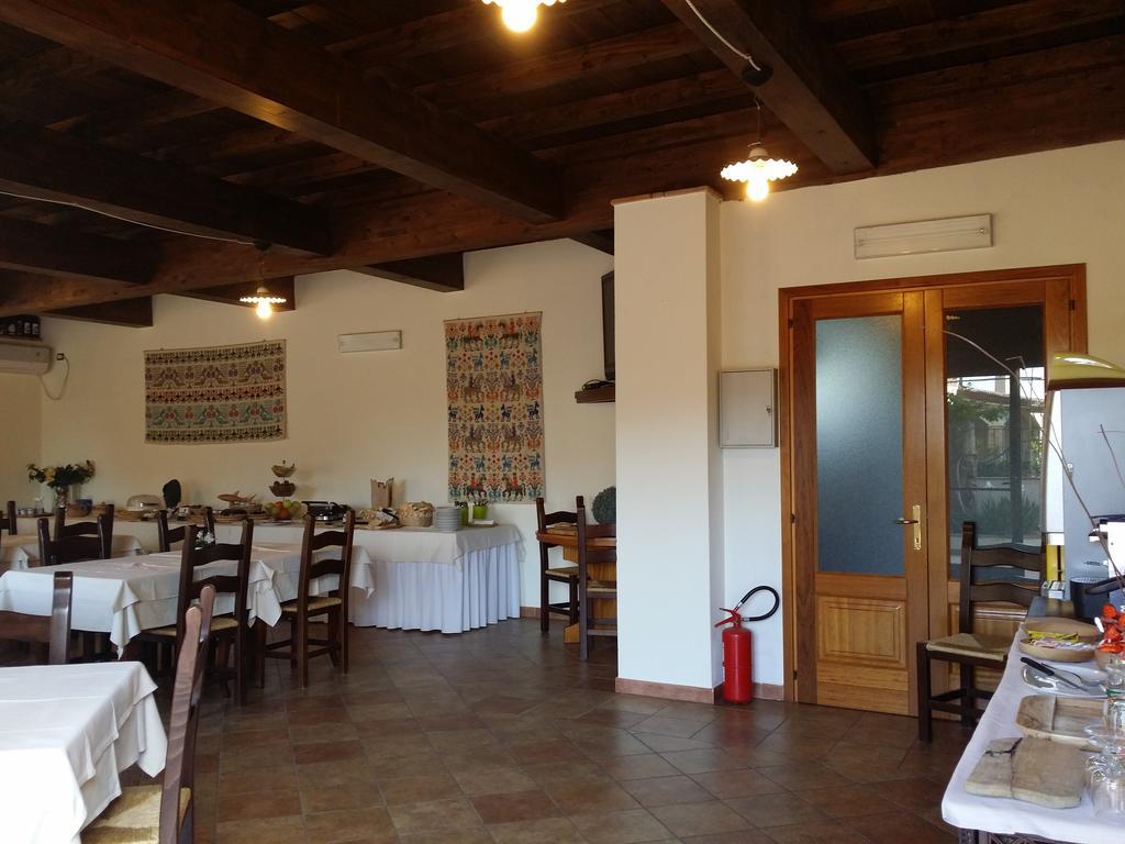 סנטה מריה נברזה Hotel Plammas מראה חיצוני תמונה